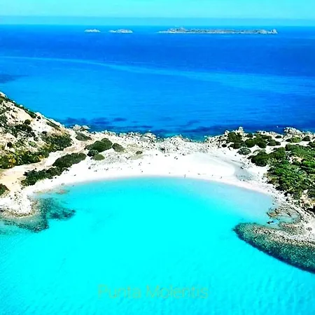 Tiria - Ginestra بيت للعطل